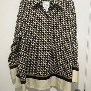 Geometric Patterned Women’s Shirt & Pant